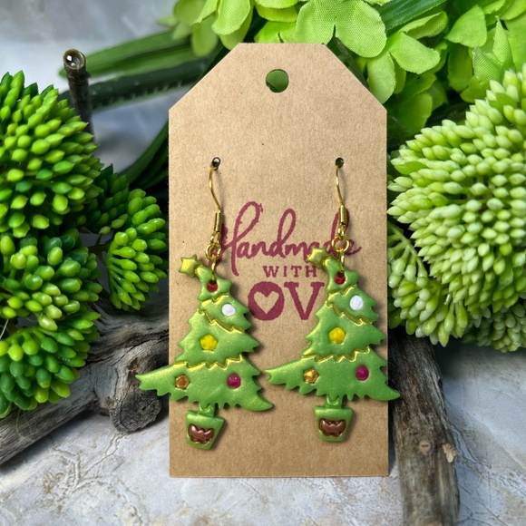 Handmade Jewelry - Christmas Tree polymer clay Earrings.